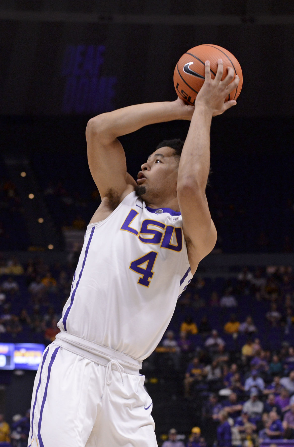 samfordlsu.111617 HS 498.JPG